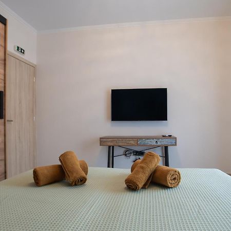 Elegance Suites Платарія Екстер'єр фото