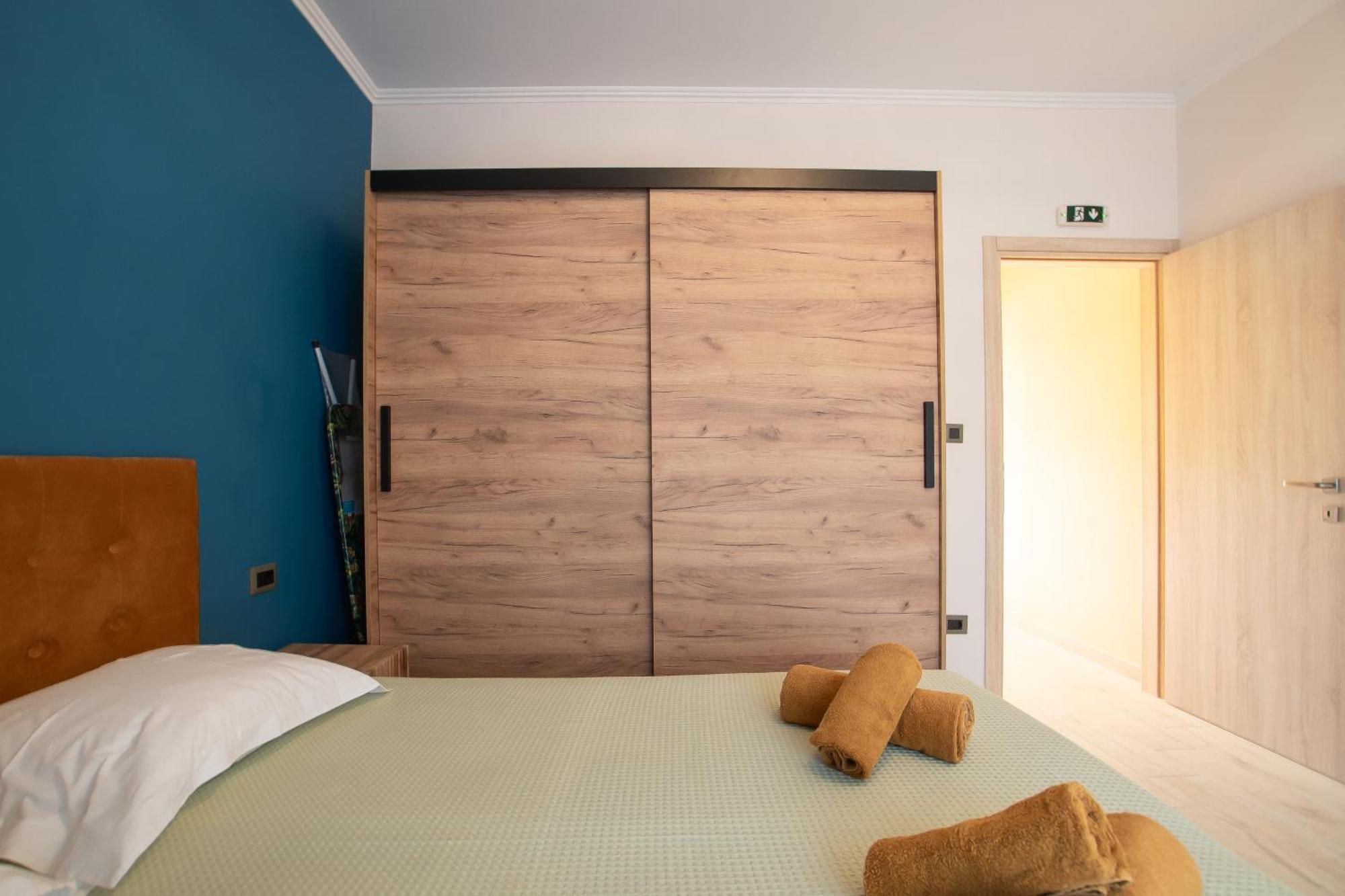 Elegance Suites Платарія Екстер'єр фото