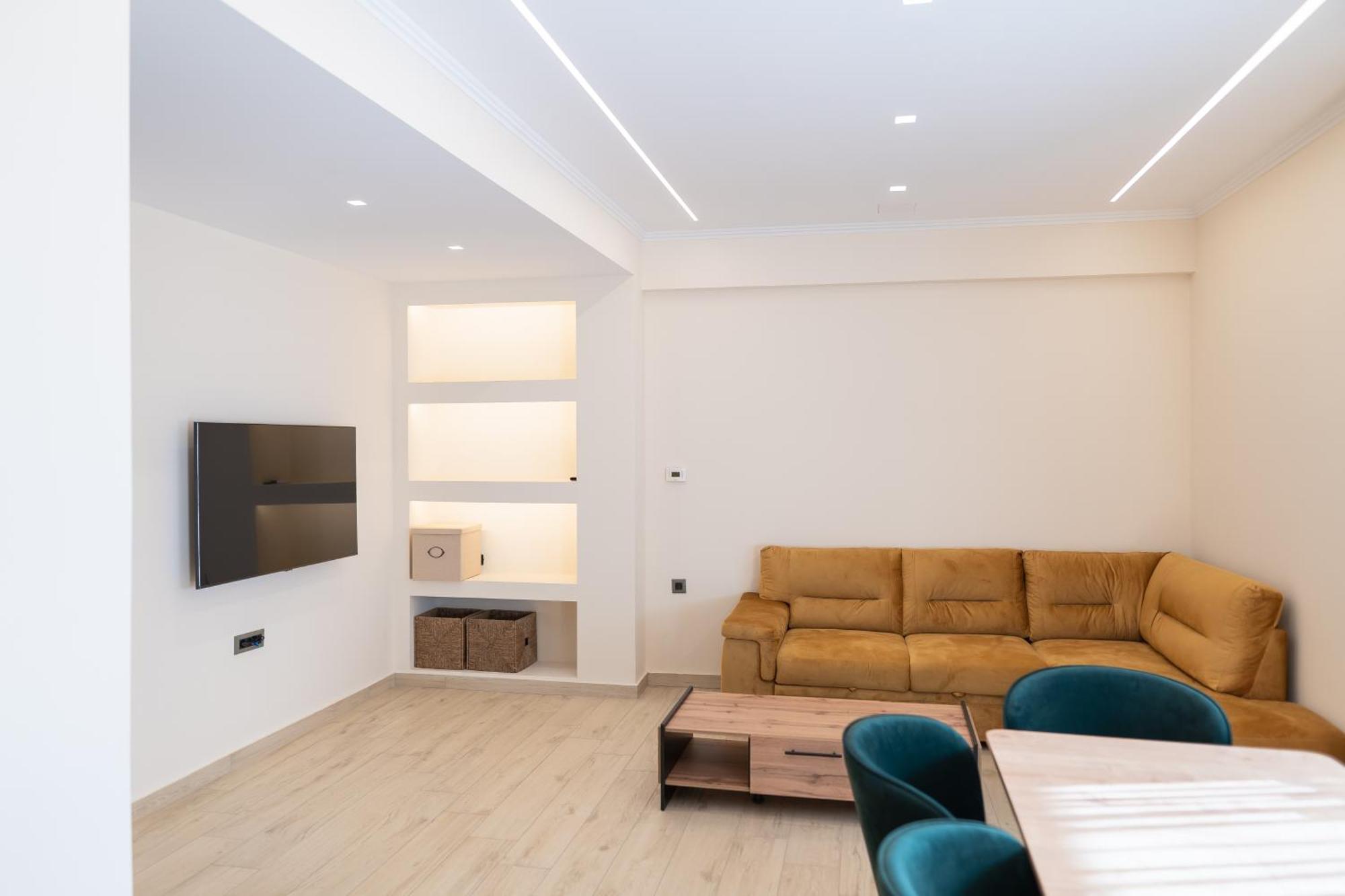 Elegance Suites Платарія Екстер'єр фото