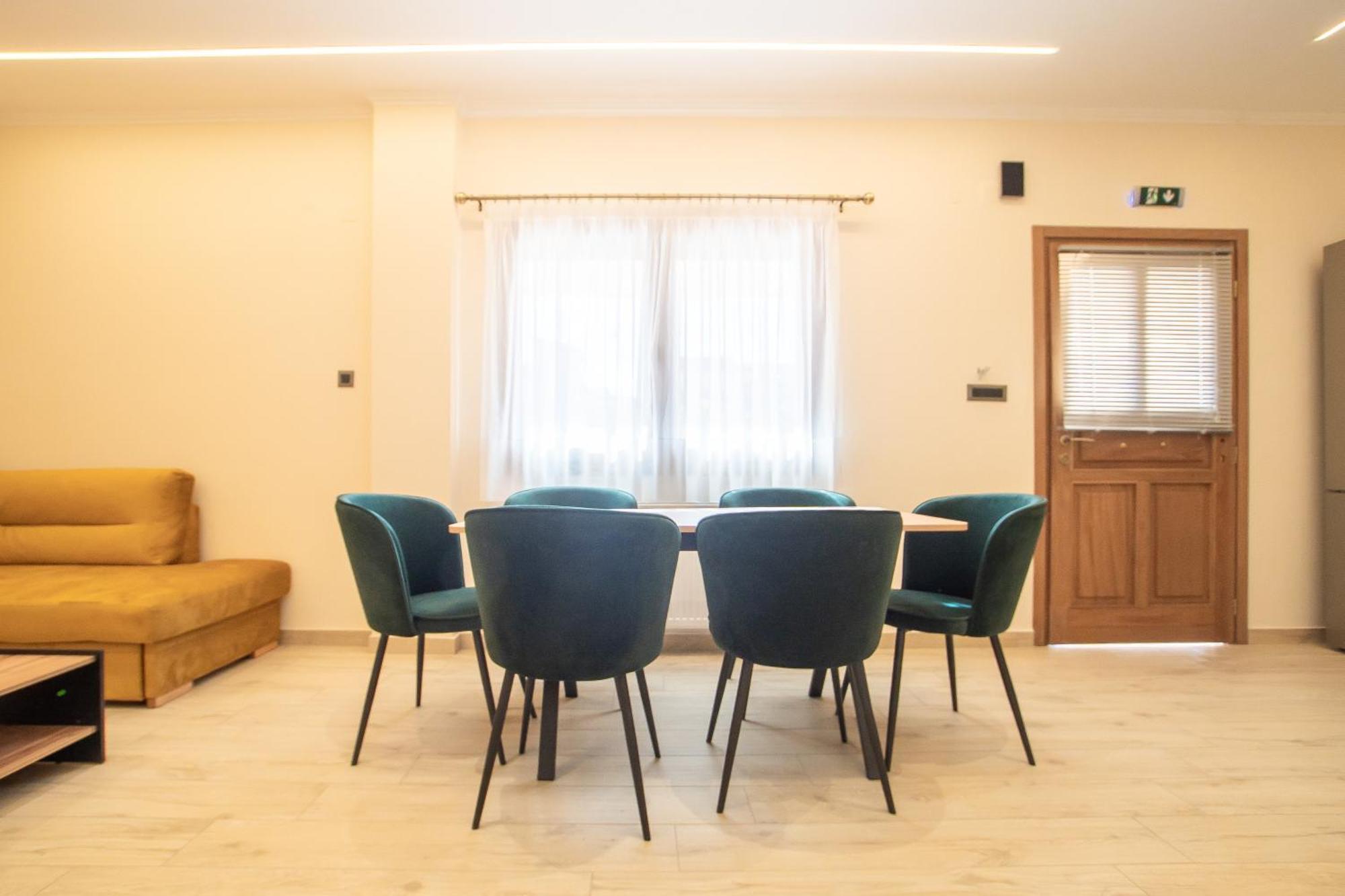 Elegance Suites Платарія Екстер'єр фото